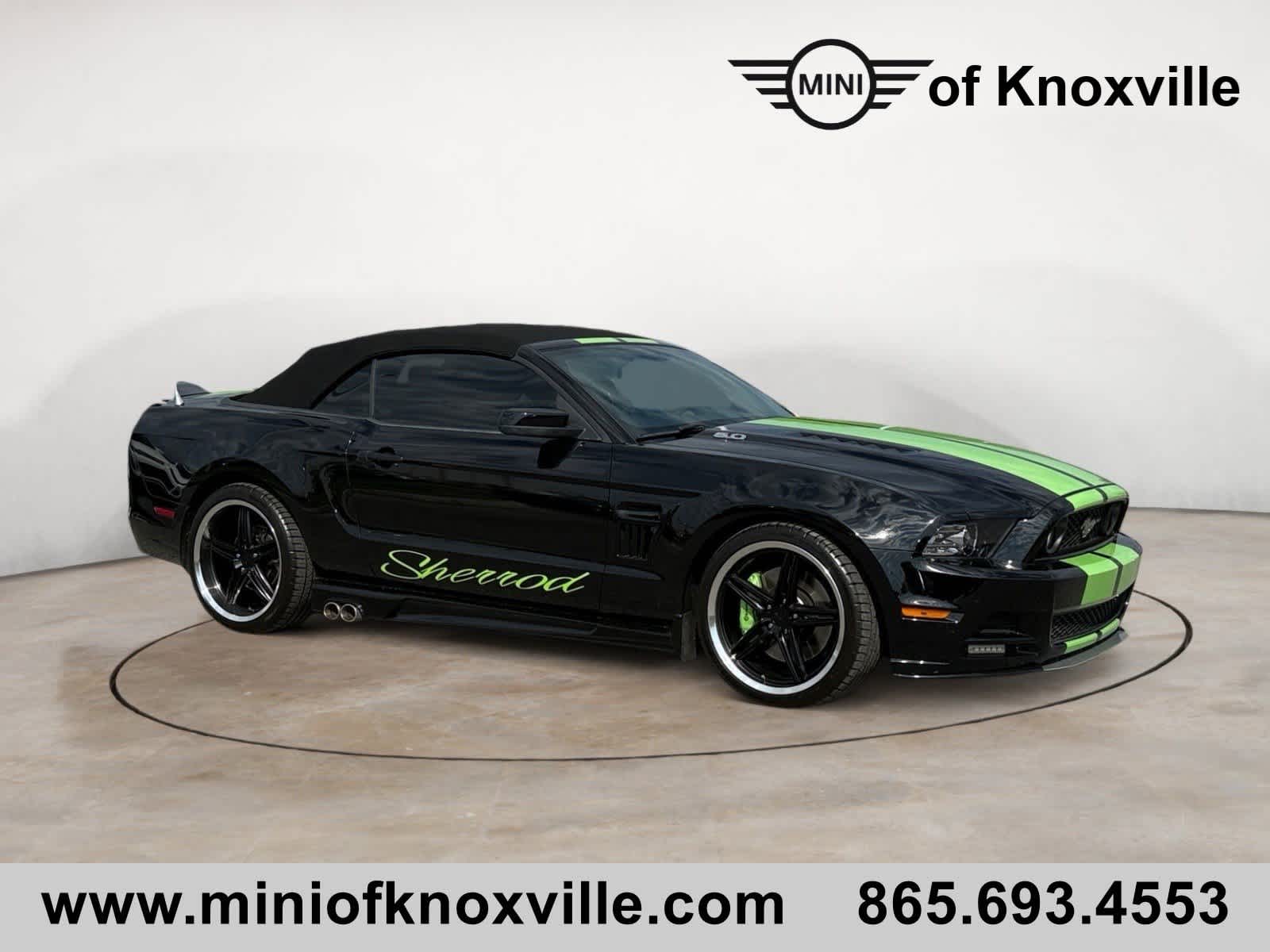 2014 Ford Mustang GT Premium Image 2 of 37