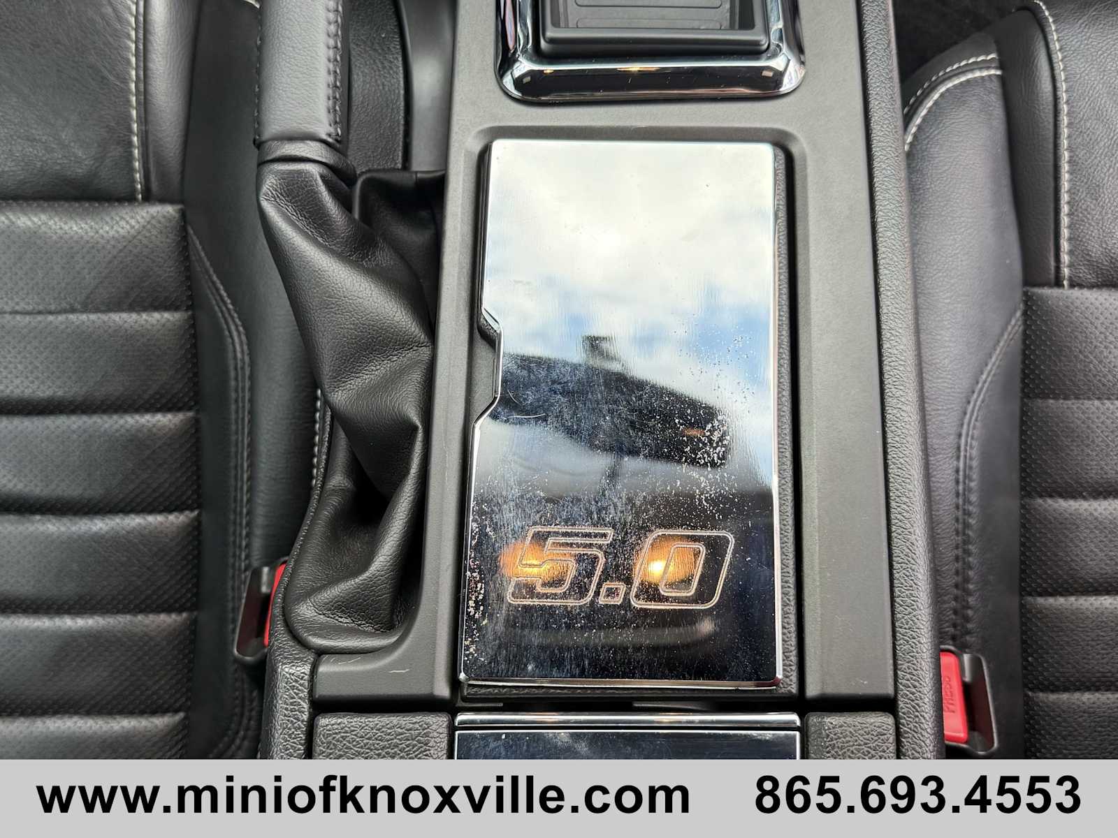 2014 Ford Mustang GT Premium Image 18 of 37