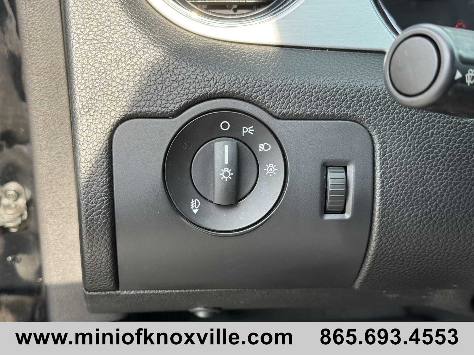 2014 Ford Mustang GT Premium Image 23 of 37