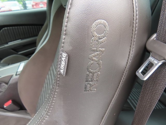 Vehicle image 36 of 46