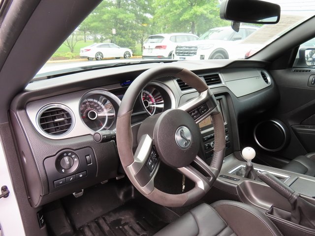 Vehicle image 15 of 46