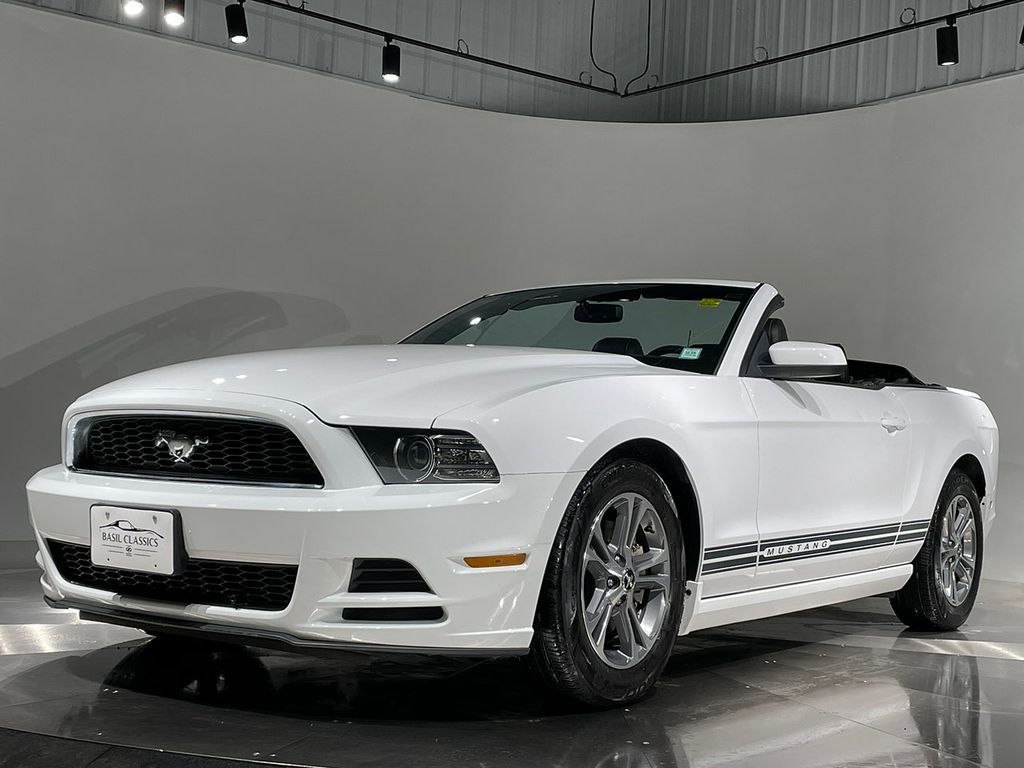 2014 Ford Mustang V6 Premium Image 3 of 87