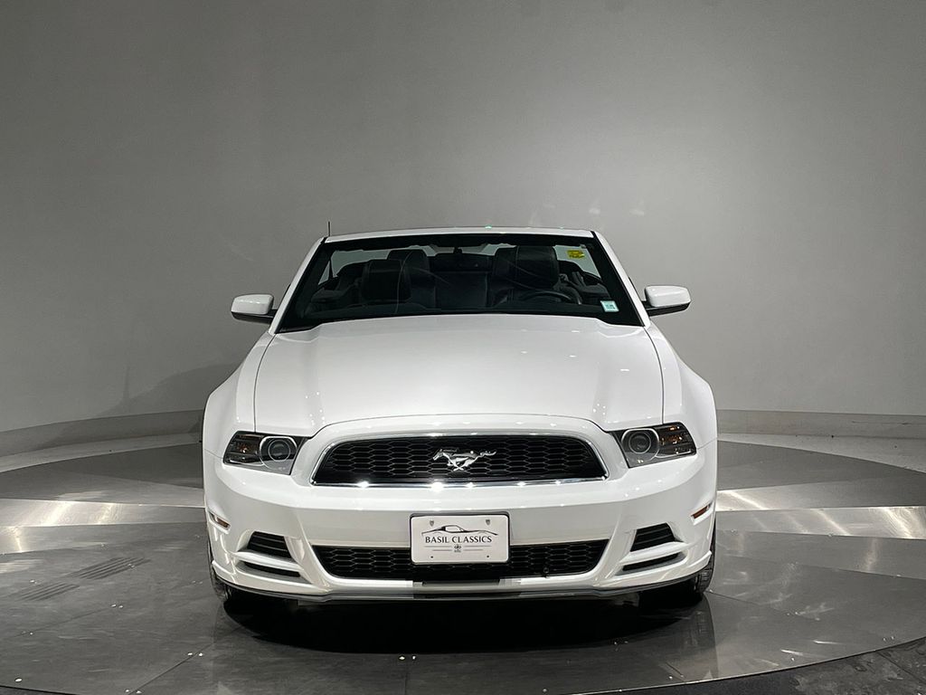 2014 Ford Mustang V6 Premium Image 6 of 87