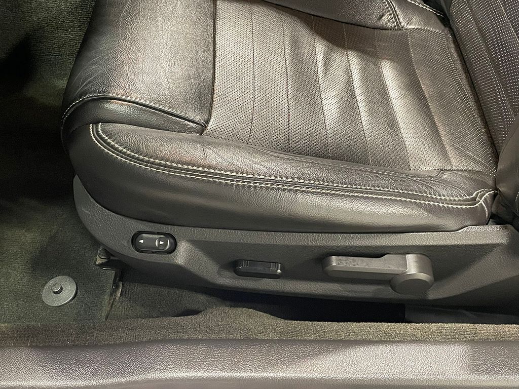 2014 Ford Mustang V6 Premium Image 85 of 87