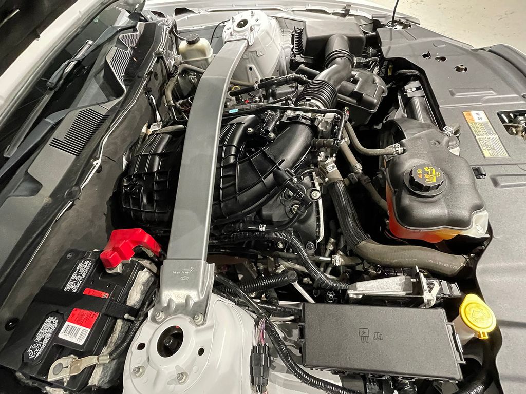 2014 Ford Mustang V6 Premium Image 30 of 87