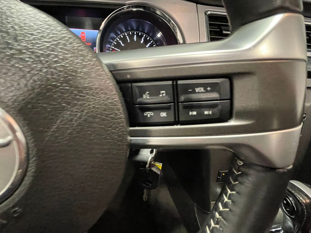 2014 Ford Mustang V6 Premium Image 61 of 87