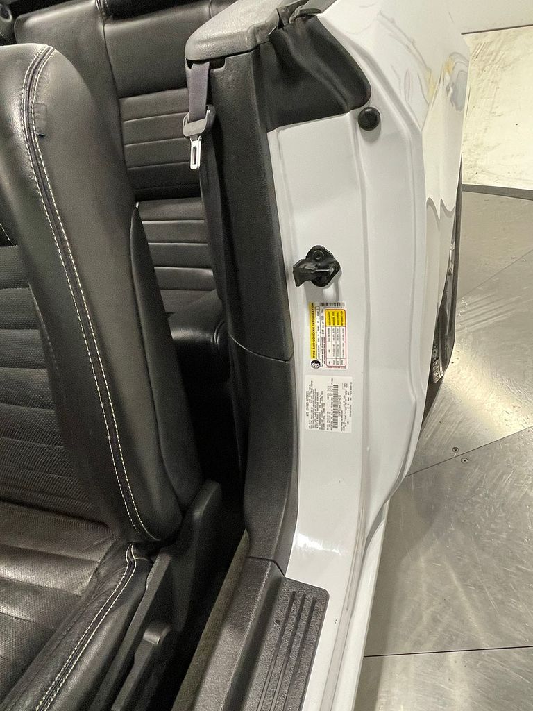 2014 Ford Mustang V6 Premium Image 43 of 87