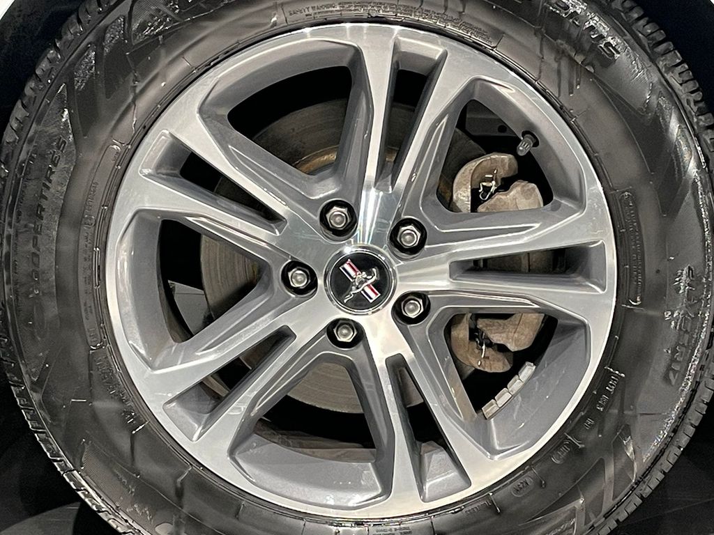 2014 Ford Mustang V6 Premium Image 32 of 87