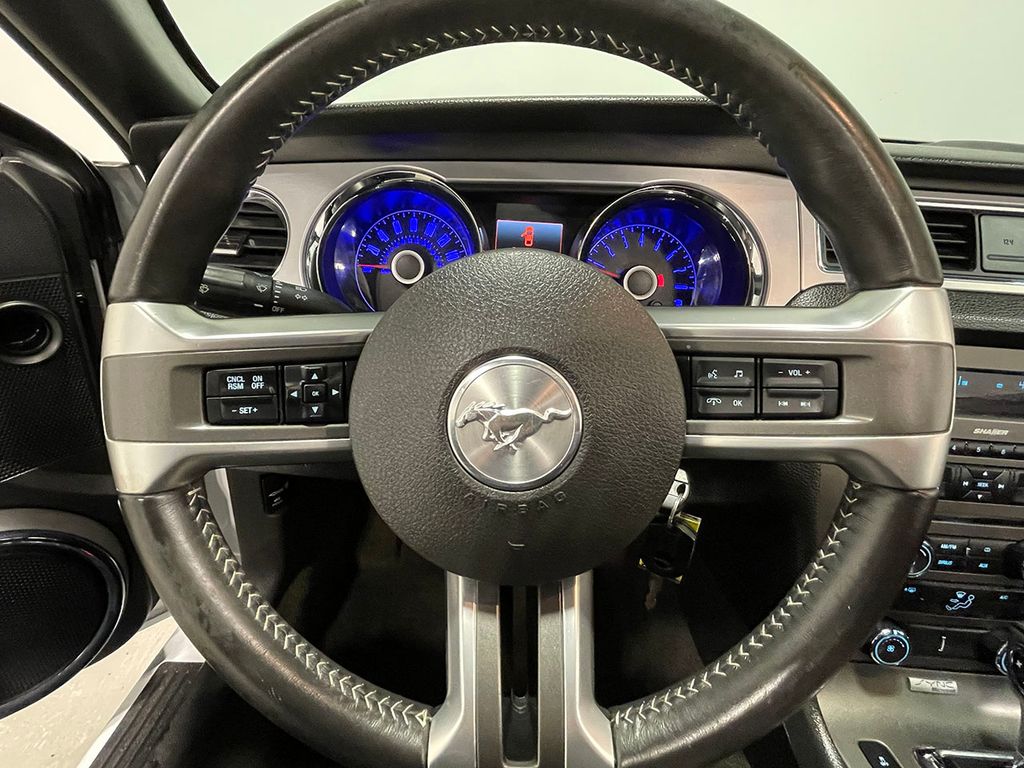 2014 Ford Mustang V6 Premium Image 54 of 87