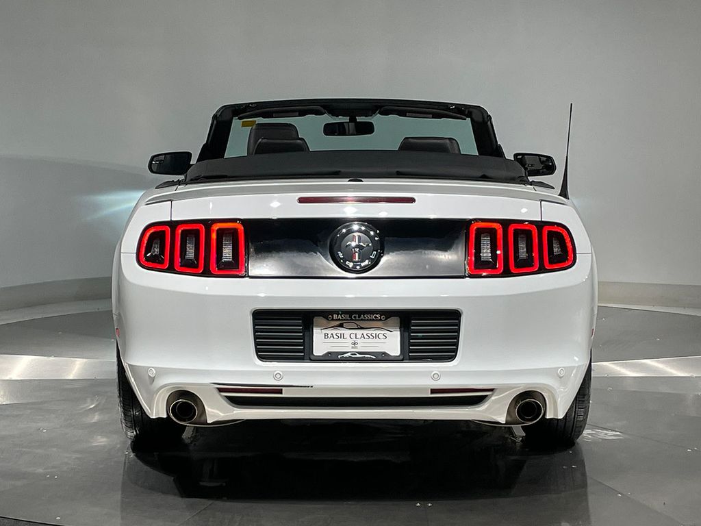 2014 Ford Mustang V6 Premium Image 20 of 87