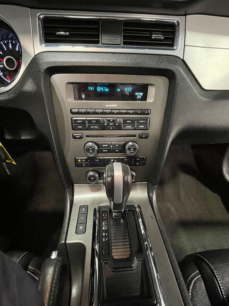 2014 Ford Mustang V6 Premium Image 83 of 87