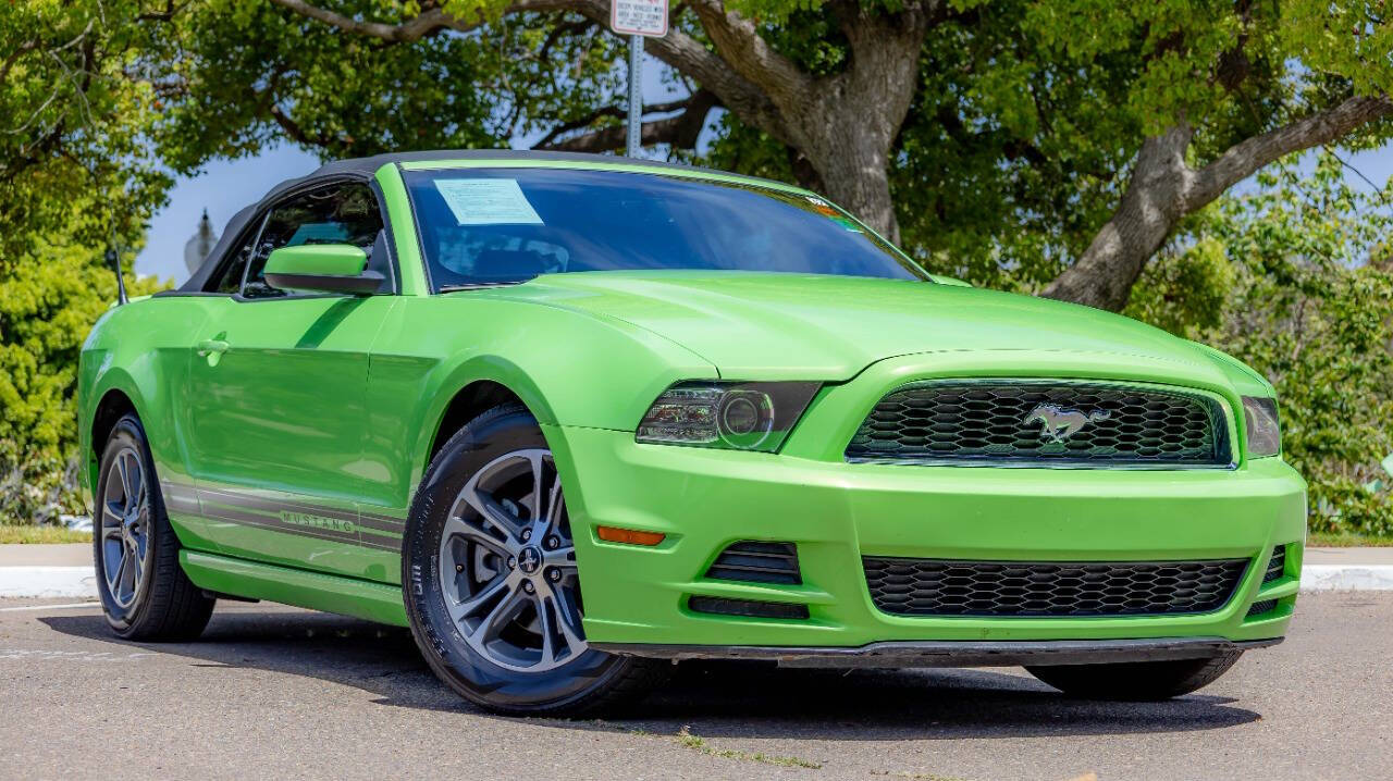 Vehicle image 7 of 32