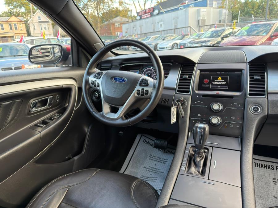 2014 Ford Taurus SEL Image 25 of 40