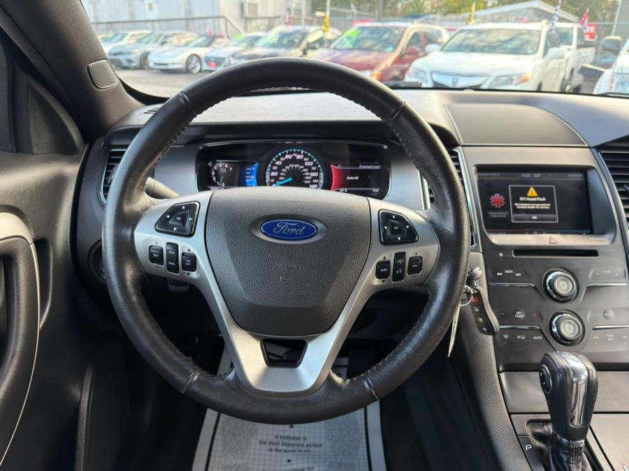 2014 Ford Taurus SEL Image 27 of 40