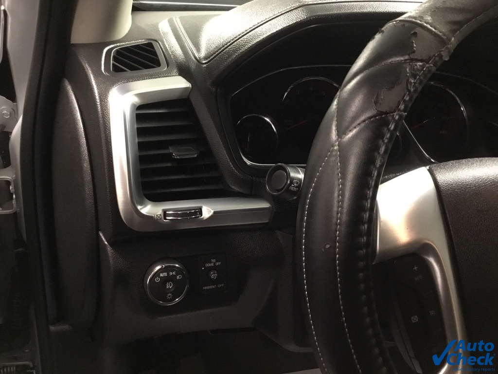 Vehicle image 51 of 54