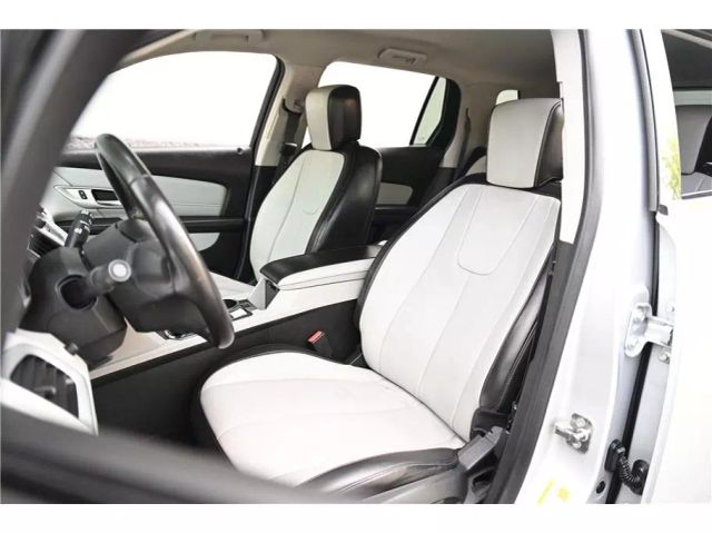 Vehicle image 21 of 30
