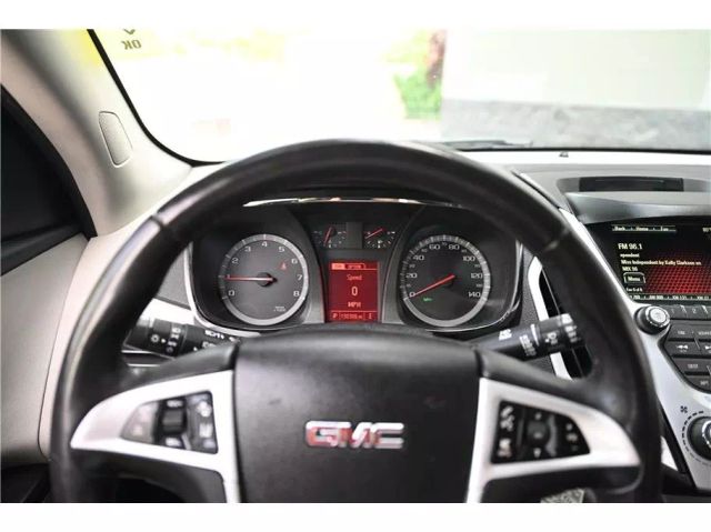 Vehicle image 23 of 30
