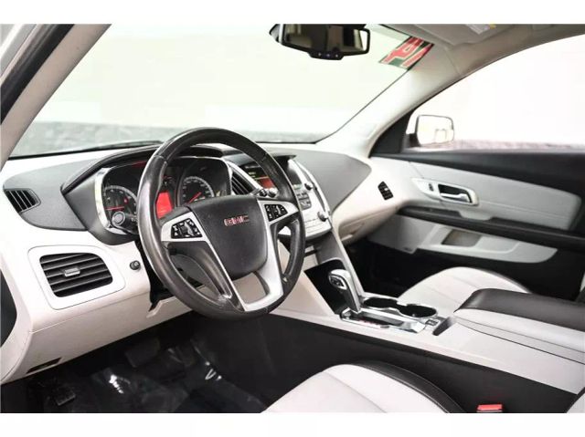 Vehicle image 19 of 30