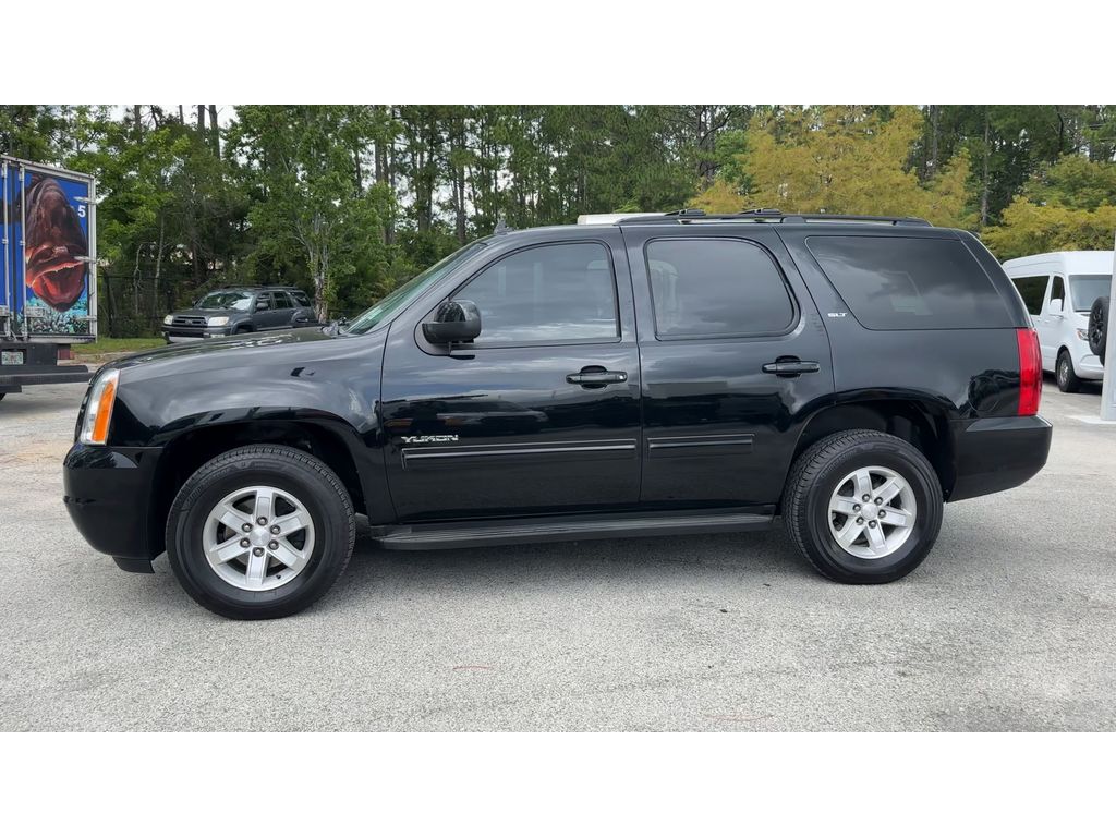 Vehicle image 4 of 35