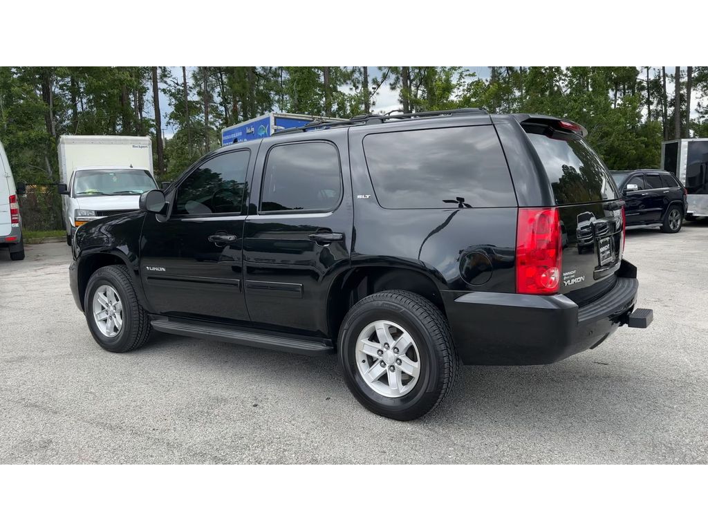 Vehicle image 9 of 35