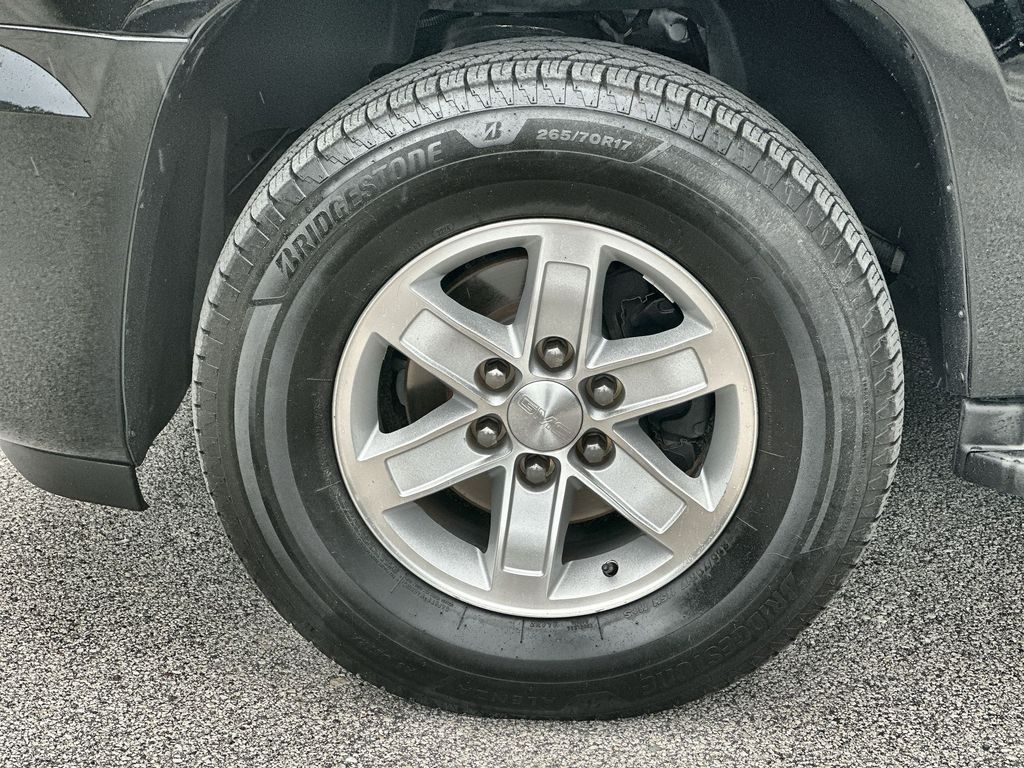 Vehicle image 11 of 35