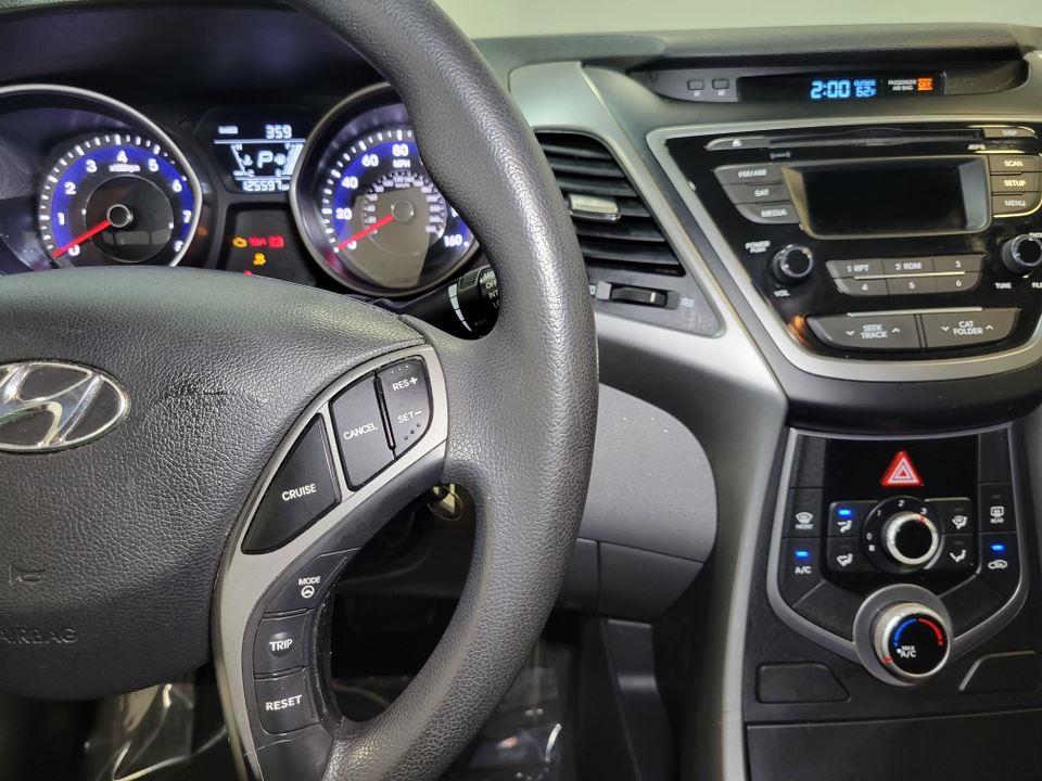 2014 Hyundai Elantra SE Image 32 of 38