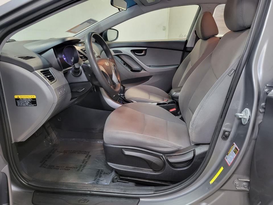 2014 Hyundai Elantra SE Image 37 of 38