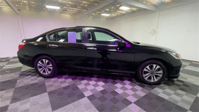 2014 Honda Accord LX Image 3 of 23