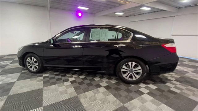 2014 Honda Accord LX Image 8 of 23