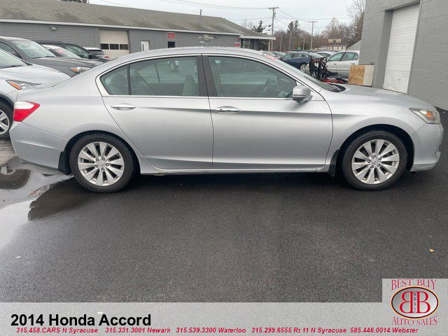 Vehicle image 7 of 15