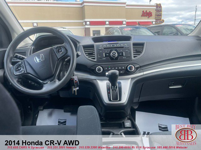 Vehicle image 11 of 15