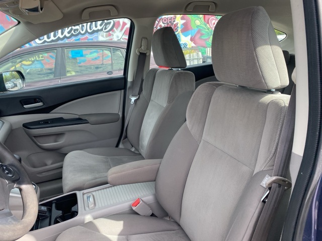 Vehicle image 10 of 33