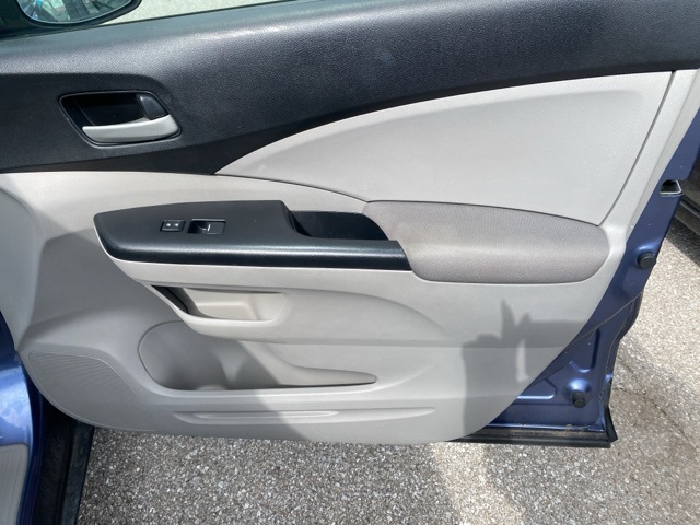 Vehicle image 29 of 33