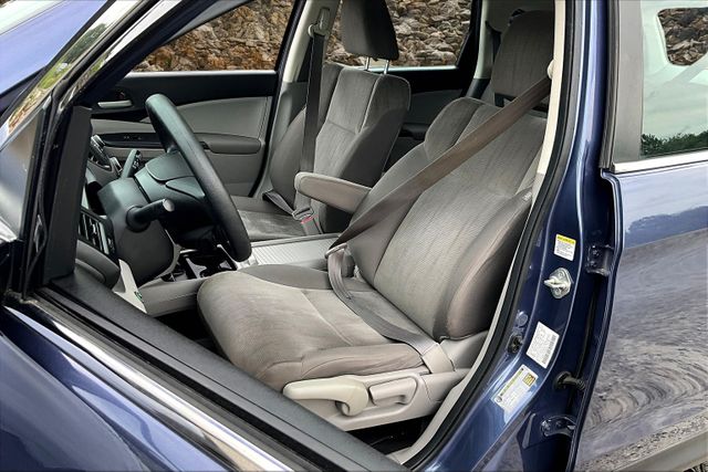 Vehicle image 9 of 31
