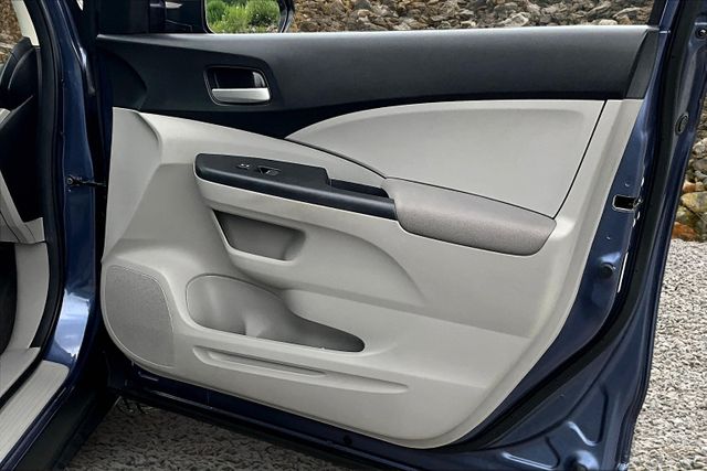 Vehicle image 24 of 31