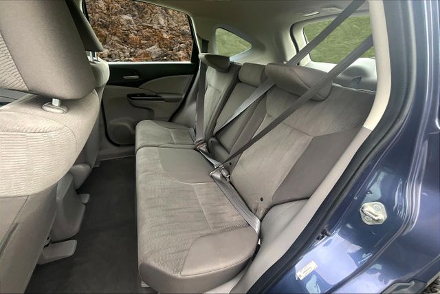 Vehicle image 10 of 31