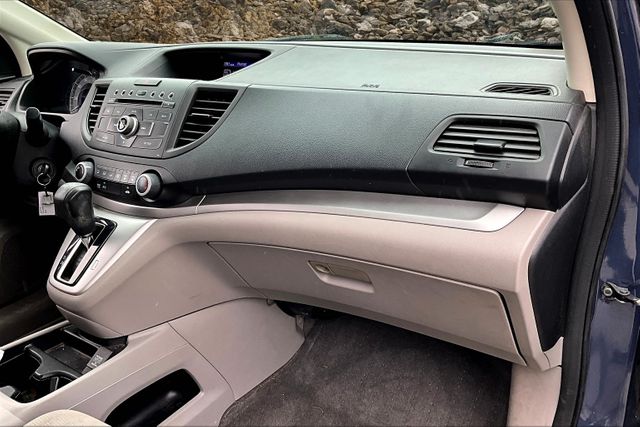 Vehicle image 13 of 32