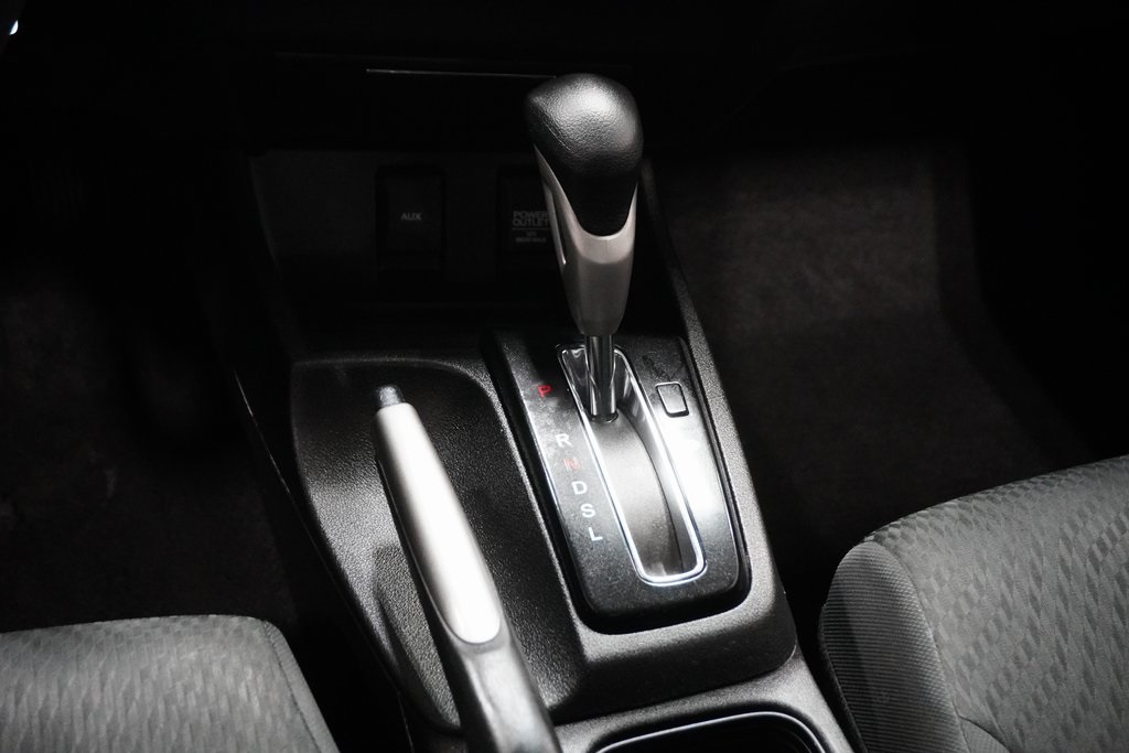 Vehicle image 25 of 27