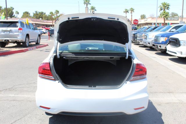 Vehicle image 8 of 23