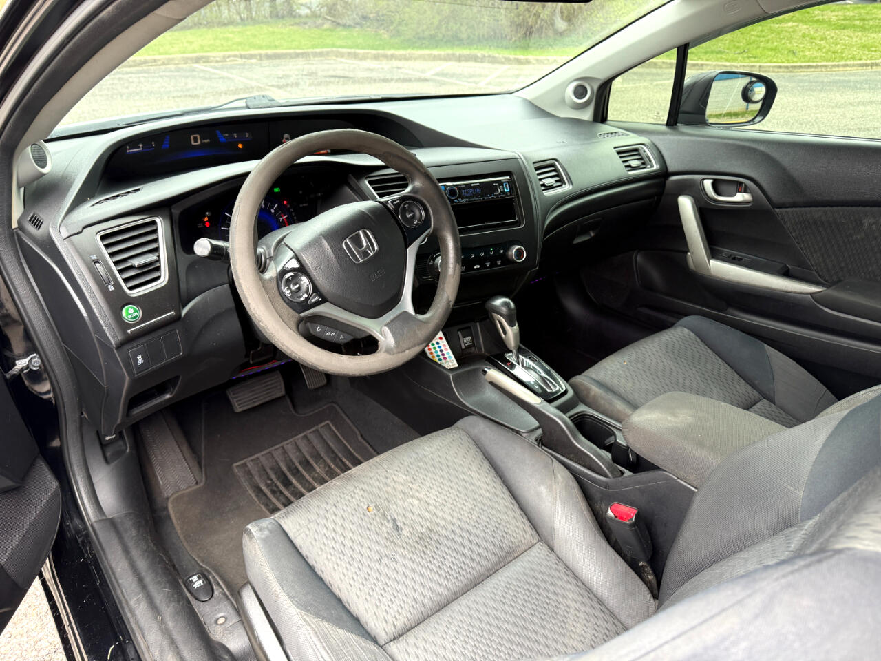 Vehicle image 9 of 25