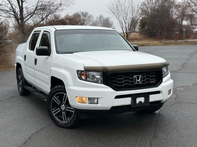2014 Honda Ridgeline Sport Image 2 of 31