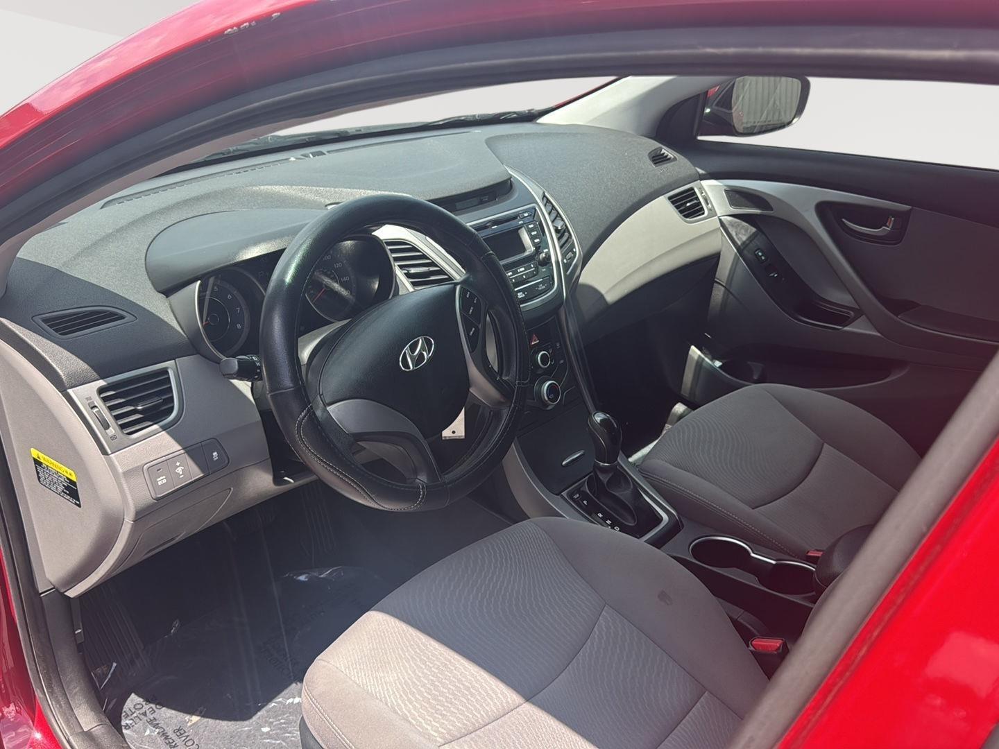 Vehicle image 19 of 34