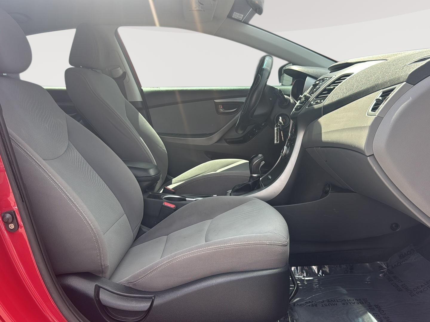 Vehicle image 13 of 34