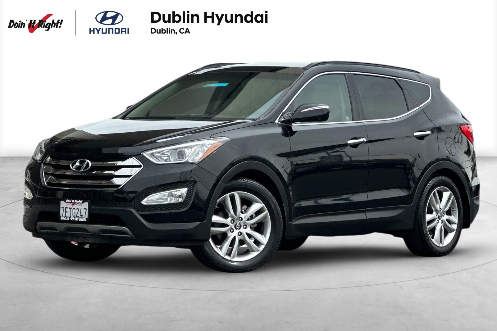 2014 Hyundai Santa Fe Sport Base Image 2 of 38