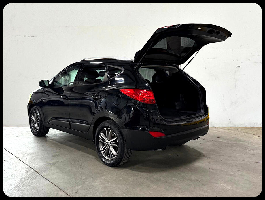 Vehicle image 7 of 40