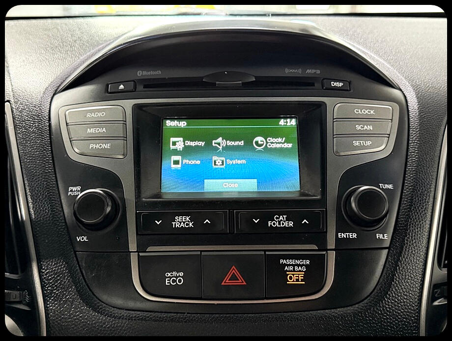 Vehicle image 25 of 40