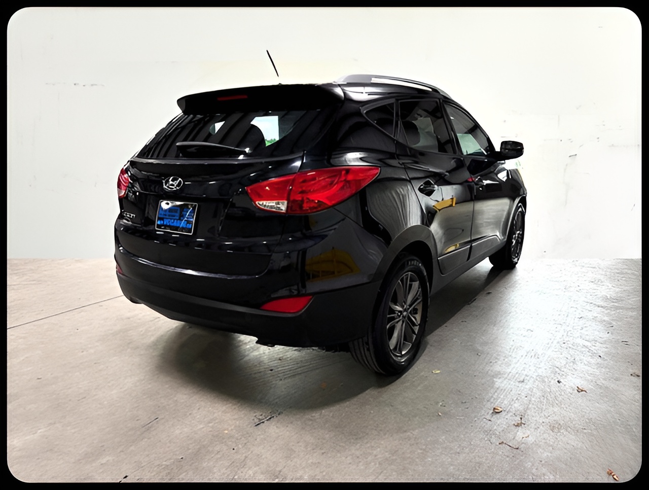 Vehicle image 38 of 40