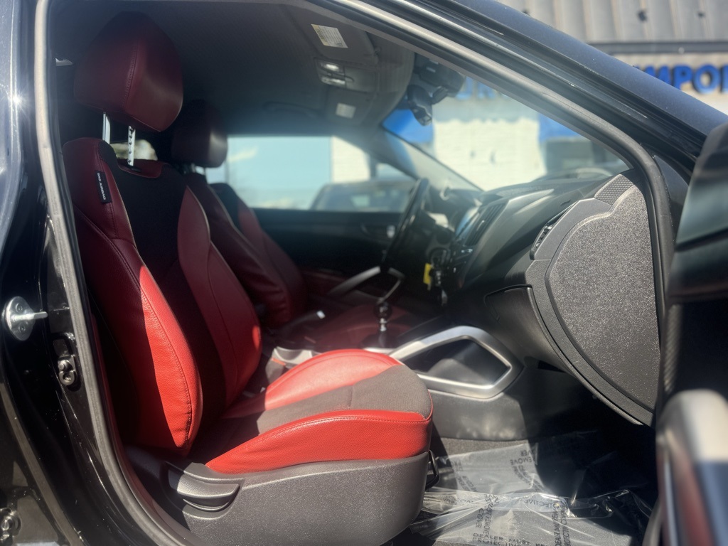 Vehicle image 15 of 30