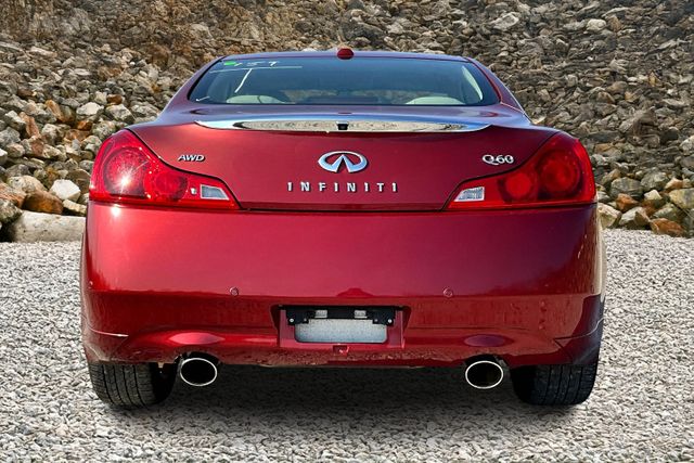 Vehicle image 5 of 32