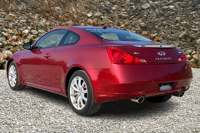 Vehicle image 6 of 32